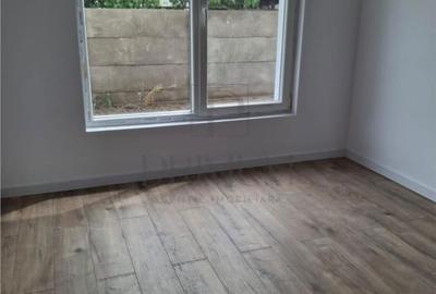 Casă cu 3 camere cu Teren 250 Mp în Sânmihaiu Român