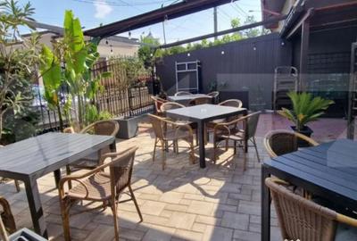 Casă cu 7 camere cu Teren 1500 Mp în Democrației - 2