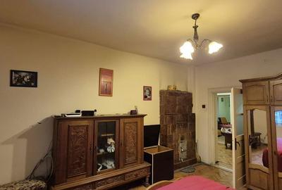 Casă cu 4 camere cu Teren 600 Mp în Ferneziu