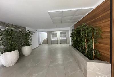 Garsonieră semidecomandată în Titan