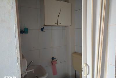 Garsonieră în Far - 2