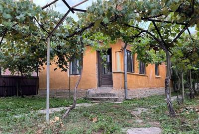 Casă cu 4 camere în Stolojani - 6