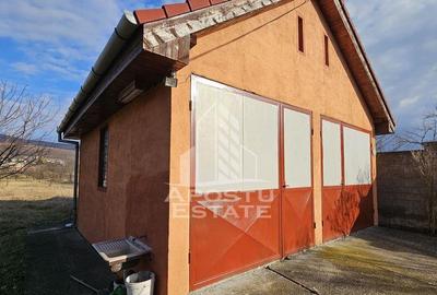 Casă cu 7 camere cu Canalizare în Ghioroc - 4