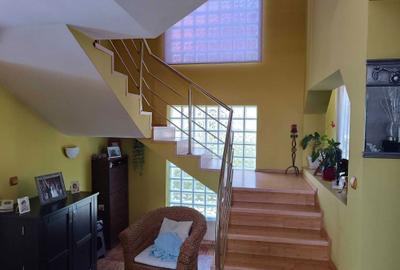 Casă cu 4 camere în Central - 6