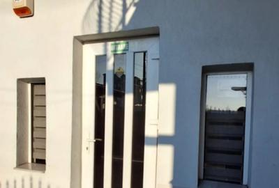 Spațiu comercial, de 14 mp, în Eroilor - 2