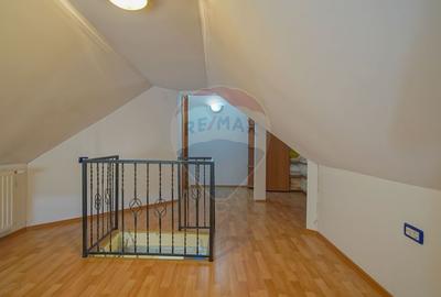 Raritate Schei:Apartament generos cu terasa, garaj, vedere panoramica - 17