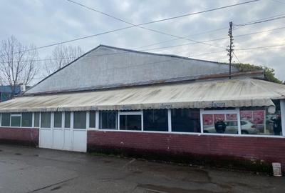 Spațiu comercial, de 1,100 mp, în Băicoi - 2