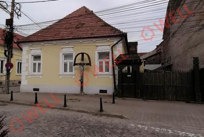 De vânzare casă familială în Târgu Secuiesc, pe strada Márton Áron! - 4
