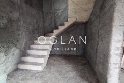 Duplex cu 4 camere cu Canalizare în Central - 13