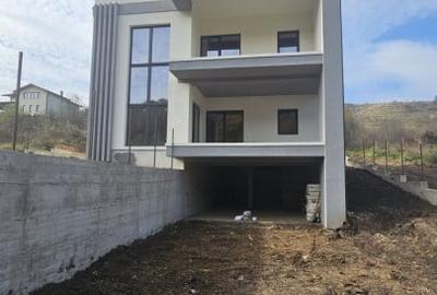 Casa individuala 225mp, 500mp teren, garaj, Roata Faget Casa individuala 225mp, 500mp teren, garaj, Roata Faget - 2