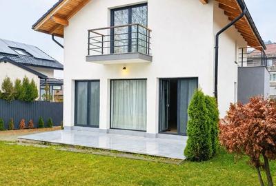 Casă cu 4 camere cu Teren 450 Mp în Central - 8
