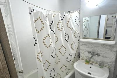 Garsoniera decomandata, Centru - 6