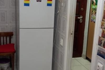 Apartament cu 3 camere decomandat în Drumul Taberei