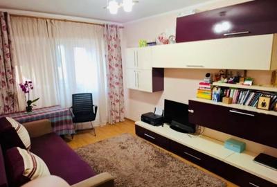 Apartament cu 2 camere decomandat în Păcurari