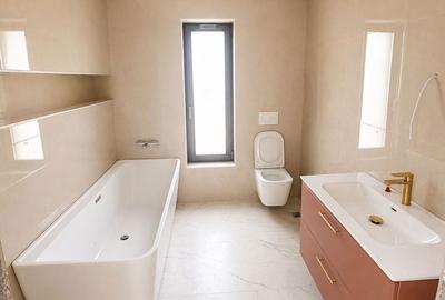 Casă cu 4 camere cu Teren 450 Mp în Podu Roș - 14
