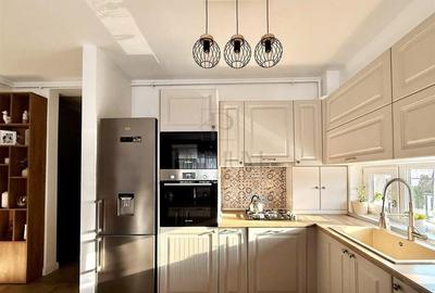 Apartament cu 3 camere decomandat, mobilat în Dumbrăvița - 2