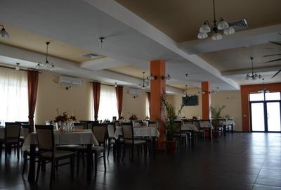 Disponibila de REVELION cabana complet echipată de închiriat în M - 6