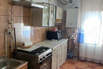 Apartament cu 3 camere decomandat în Balta Albă - 5