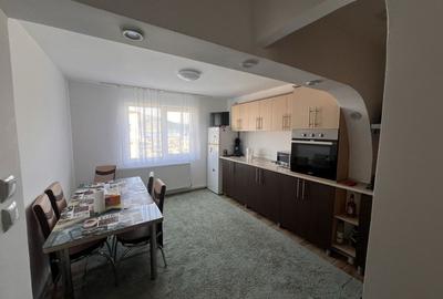 Apartament cu 3 camere în Orșova - 3