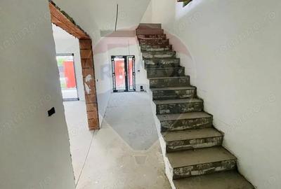 Casa de vanzare Brasov 3 dormitoare, 3 bai, 140 mp utili - 3