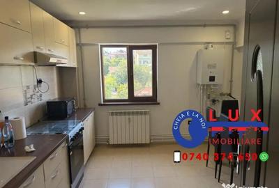 Apartament cu 3 camere decomandat în Central - 3