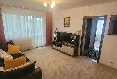 Apartament cu 2 camere semidecomandat în Gemenii