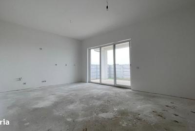 Casă cu 3 camere în Sântandrei - 4