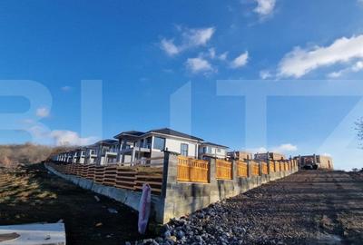 Vila superba cu o panorama deosebita asupra orasului situata in Corunca - 1