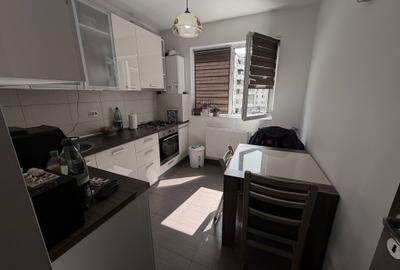 Apartament cu 2 camere decomandat, mobilat în Apărătorii Patriei - 9