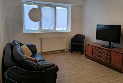 Apartament cu 3 camere în Micro 3 - 7