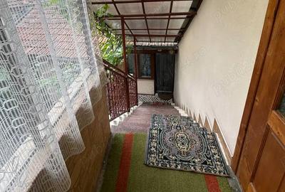 Casa de vanzare in centrul ora?ului Ora?tie - 4