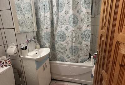 Apartament cu 3 camere semidecomandat în Central - 2