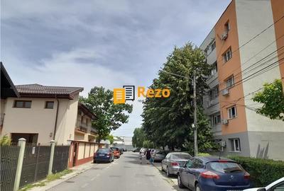 CHITILA INTRAREA BANATULUI 70 MP, CENTRALA PROPRIE, BLOC 1988 REABILITAT - 1