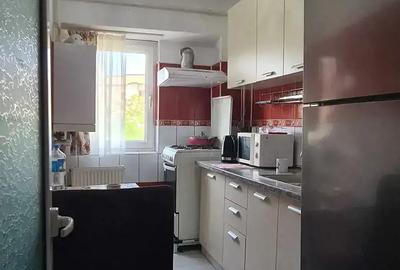 Apartament 1 camera, etaj 3 din 4, Icfrimu