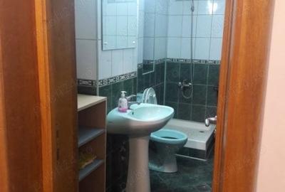 Spațiu comercial, de 20 mp, în Trocadero