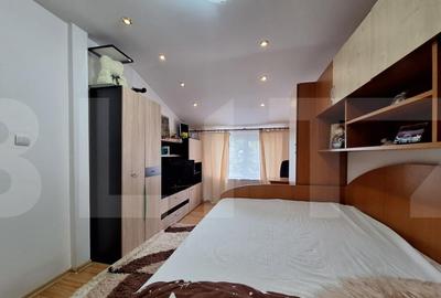 Apartament de vanzare, cu 2 camere decomandat, mobilat, zona - 3