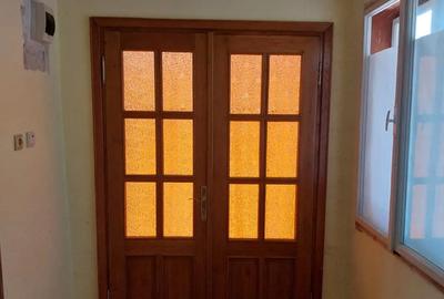 Casă cu 5 camere cu Teren 1500 Mp în Apateu - 1