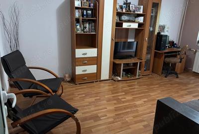Inchiriez ap. 2 camere - 6