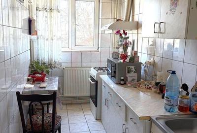Apartament cu 2 camere decomandat în Micro 19 - 6