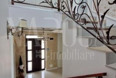 Casa 4 camere de vanzare in Floresti - 3