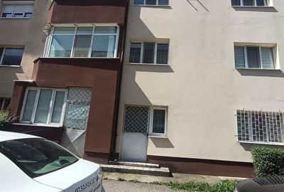 Spațiu comercial, de 78 mp, în Micro 11 - 9