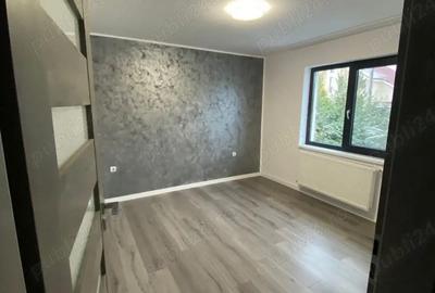 Casă cu Teren 500 Mp în Central - 3