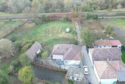 Casa de vanzare cu 3 camere in Axente Sever, jude?ul Sibiu - 9