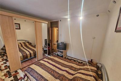 Resita, 4 Cam. Dec., Mobilat Utilat, Et. 2, Micro 4 - 5