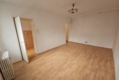 Garsonieră 33 – Câmpia Libertății | Metrou Piata muncii/ sector 3 - 2