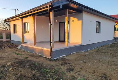 Casă la cheie pe 1 nivel 4 camere 2 băi,145 mp,500 mp teren - 2