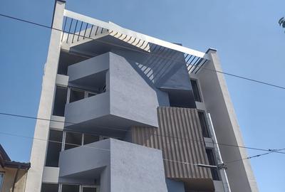 Apartament cu 3 camere semidecomandat în Moșilor - 9