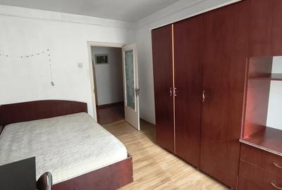 P.F inchiriez camera in apartament cu 3 camere - 4