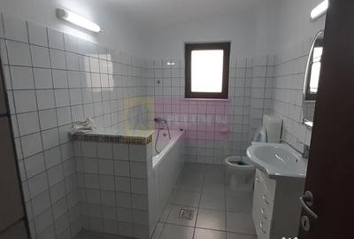 Casă cu 4 camere cu Teren 280 Mp în Antiaeriană - 16