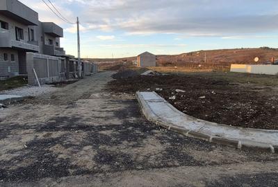 Teren de 500 mp, în Exterior Vest - 2